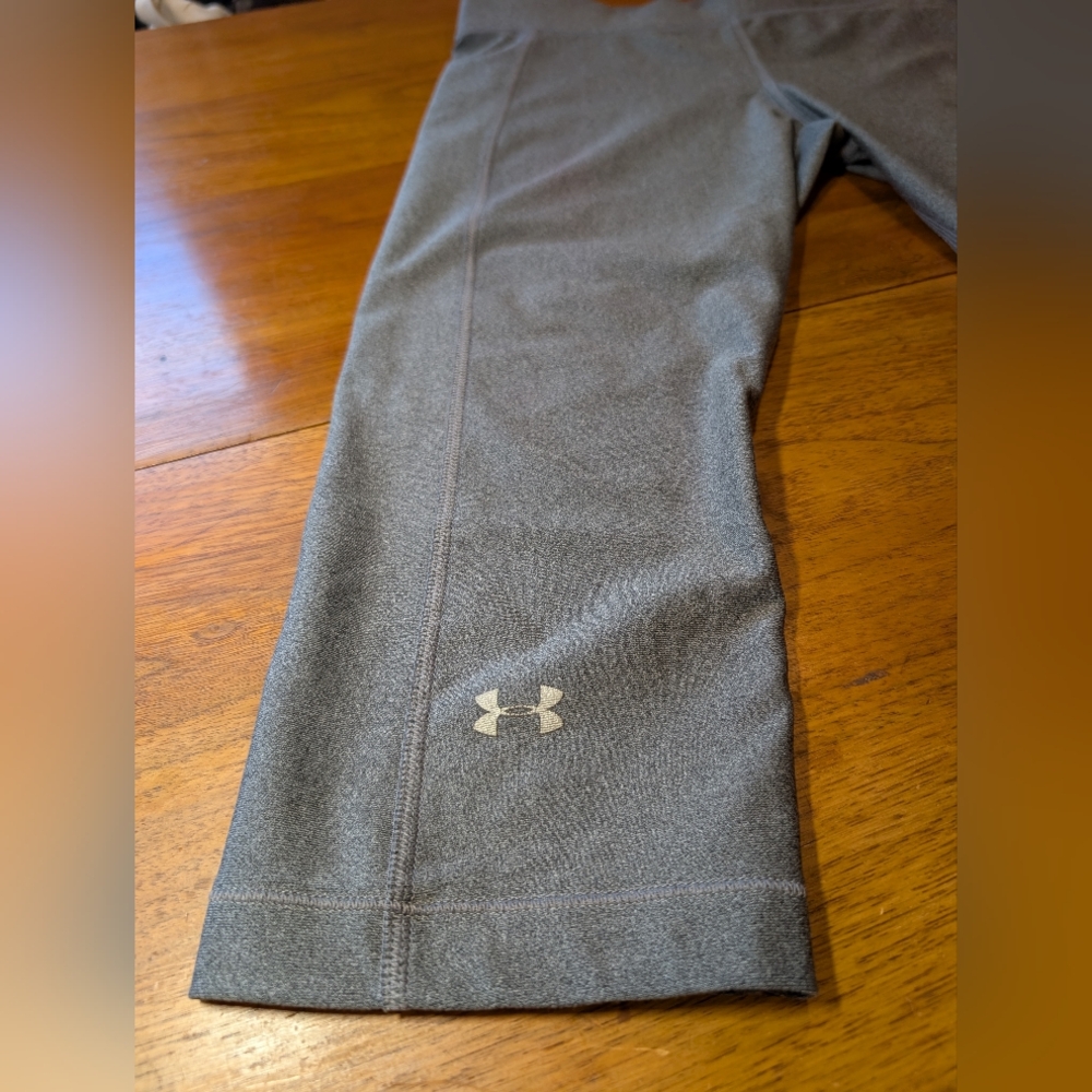 Under Armour Charcoal Leggings - Picture 5 of 10